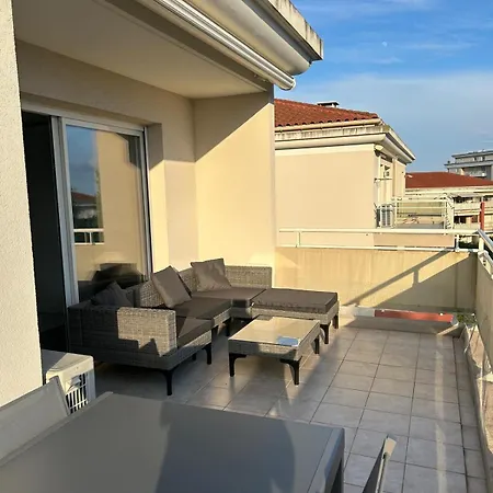 T2 Dans Standing Juan Flore Dernier Etage Avec Terrasse Vue * 昂蒂布