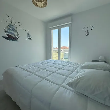 Evasion Côtière Avec Vue Et Piscine A Deux Pas De La